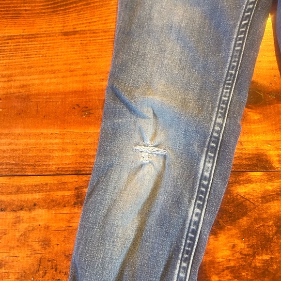 Abercrombie Kids Classic Blue Jeans - Picture 5 of 6